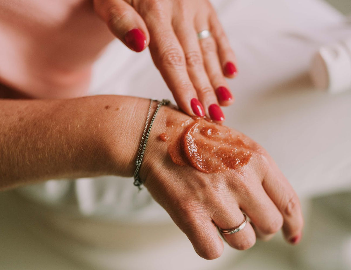 Facial Scrub (25ml)